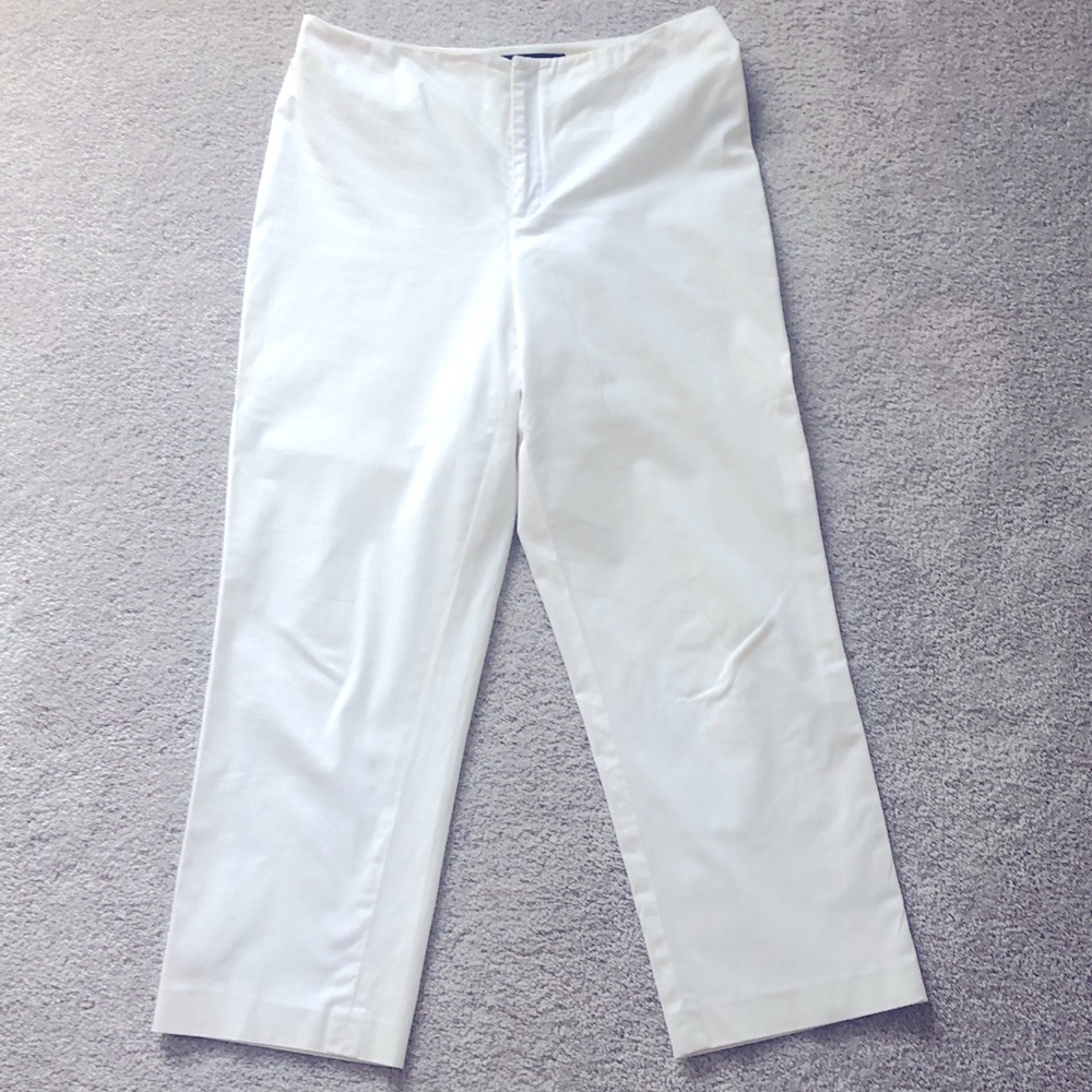 ELLEN TRACY White Ankle Pants•Size 6